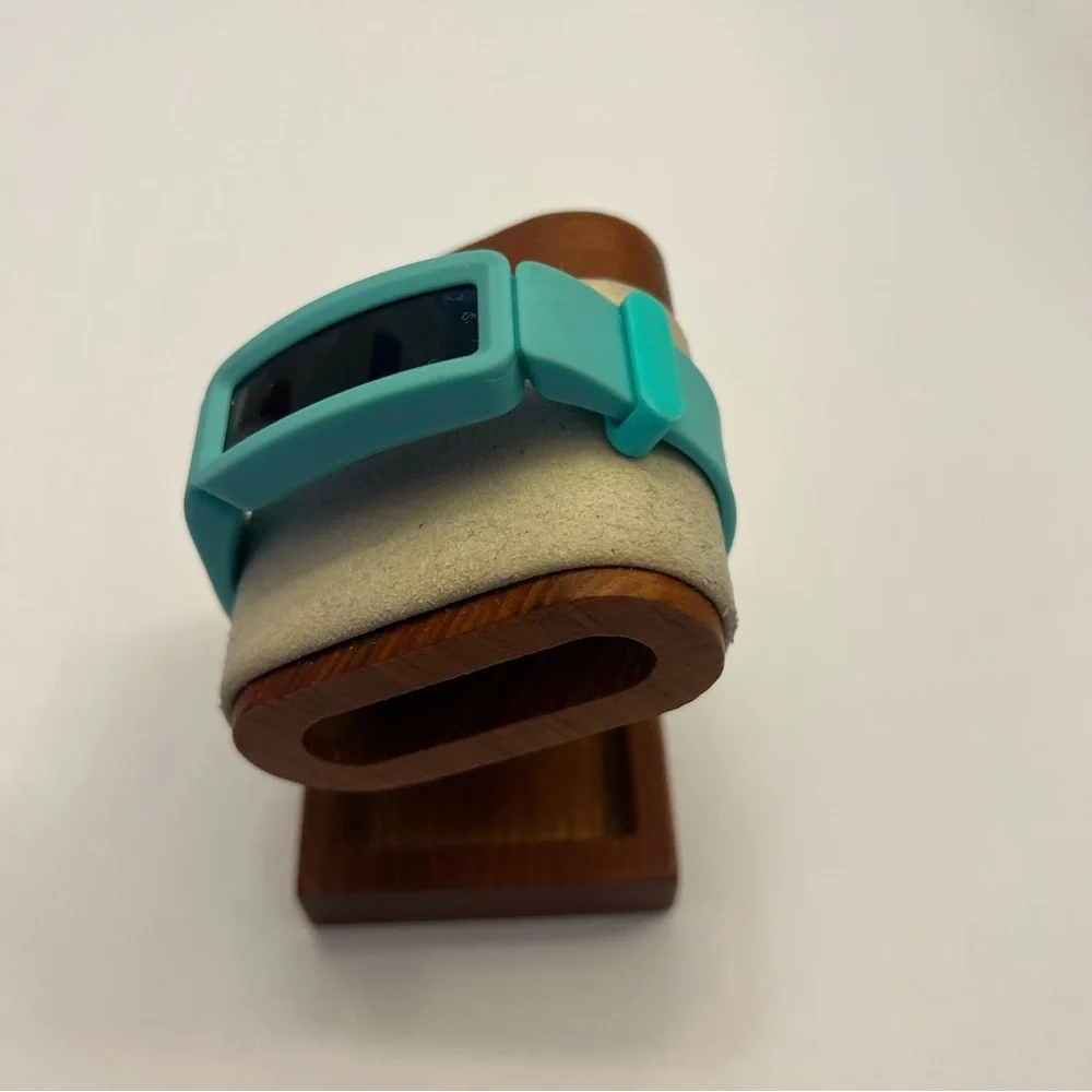 Fitbit Ace 2 (kids smartwatch, fitness tracker for‎ kids, charger included)